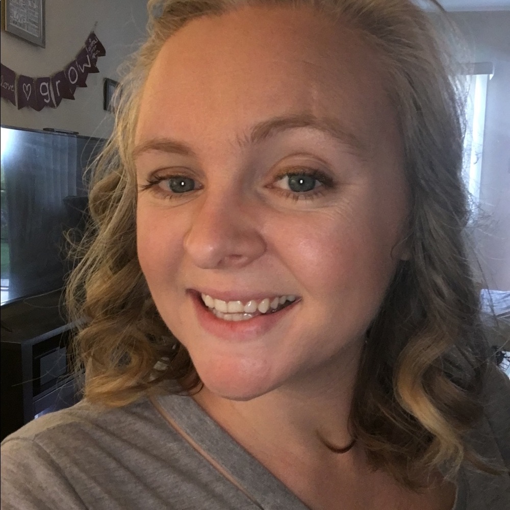 Meet your Posher, Victoria